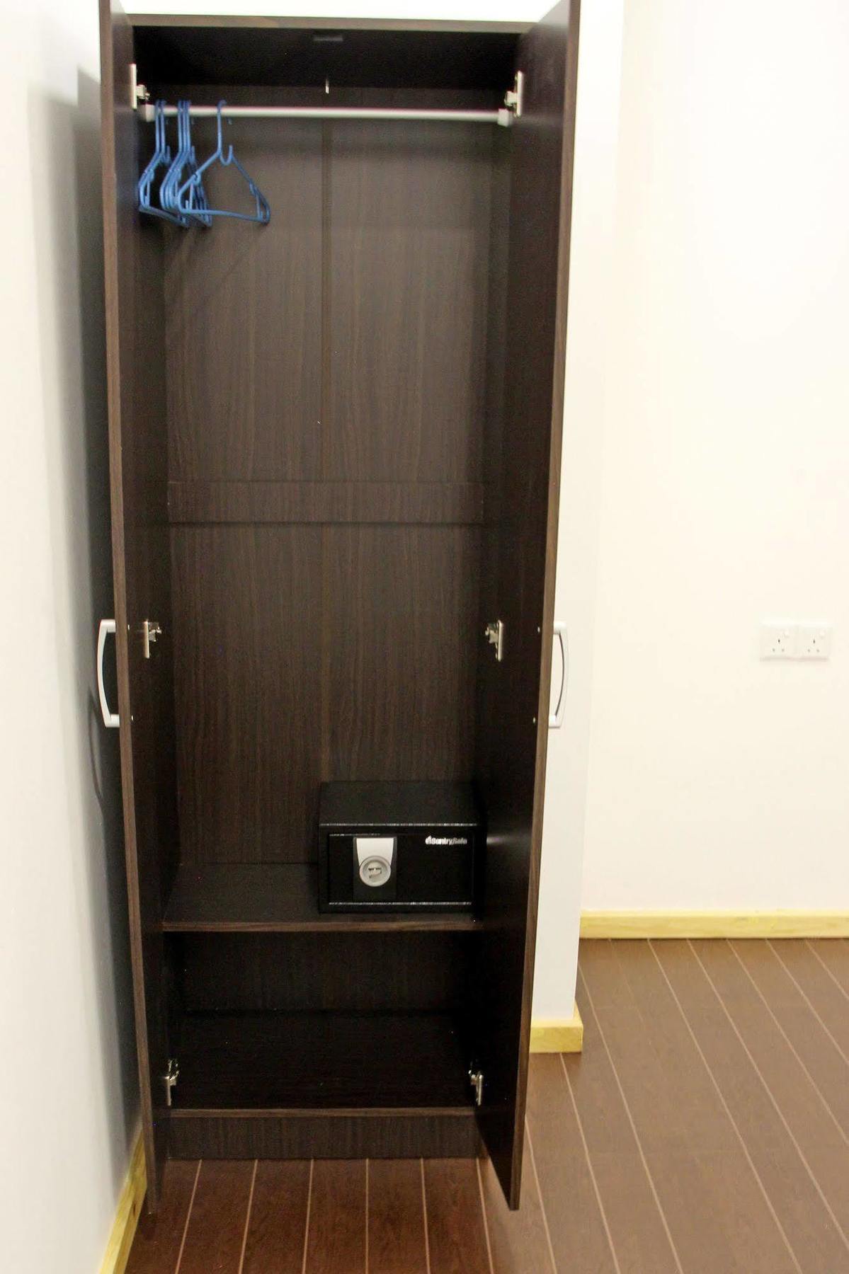 Royal Pearl Inn มาฟุชิ ภายนอก รูปภาพ